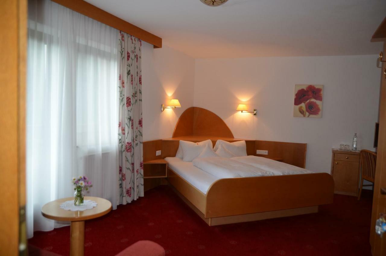 Pension Pichler Leutasch Exterior foto